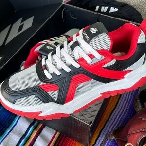 DECIEBL Men's sneaker